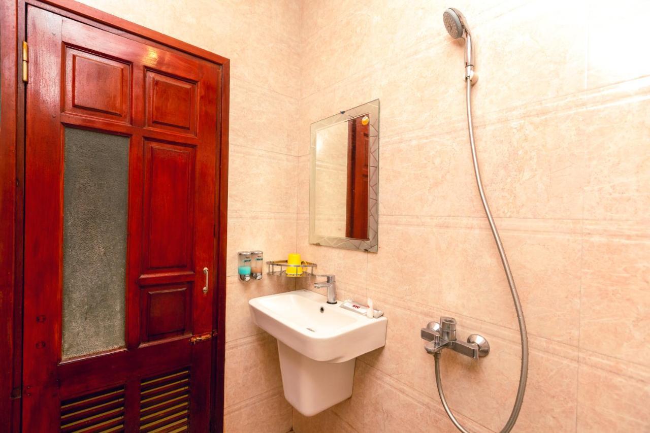 Oyo 653 Huong Thao Hotel Ханой Экстерьер фото