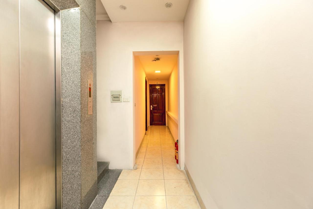 Oyo 653 Huong Thao Hotel Ханой Экстерьер фото